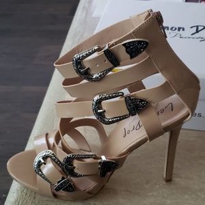 NUDE STRAPPY STILETTO HEELS SIZE 11M